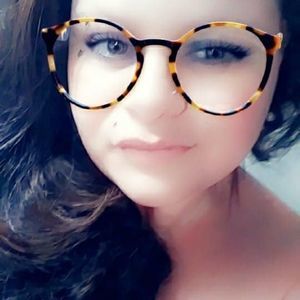 Meet your Posher, Moon